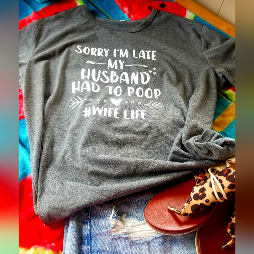 Novelty tee- NWOT